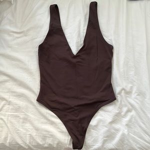 Aritzia Contour V-Neck Bodysuit